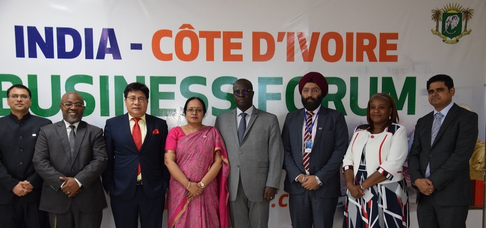 Family photo of India-Côte d’Ivoire business Forum on June 27, 2019